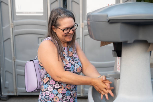 Best Emergency porta potty rental  in Galveston, IN